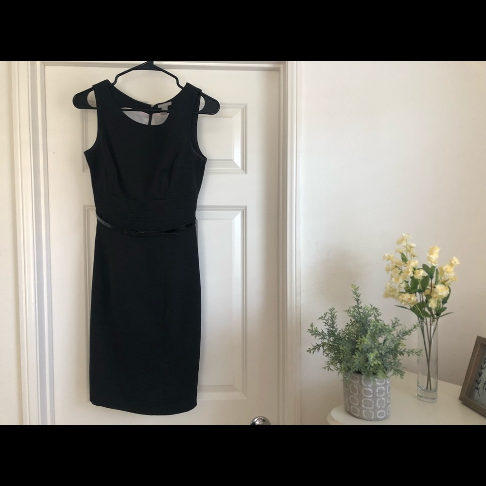 Fitted black zip up dress